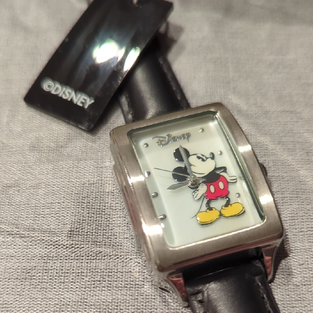 Disney Mickey Mouse Watch with Colorful Straps - Picture 5 of 10